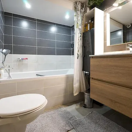 Au Coeur Du Vieux Emplacement Idéal! Apartamento *