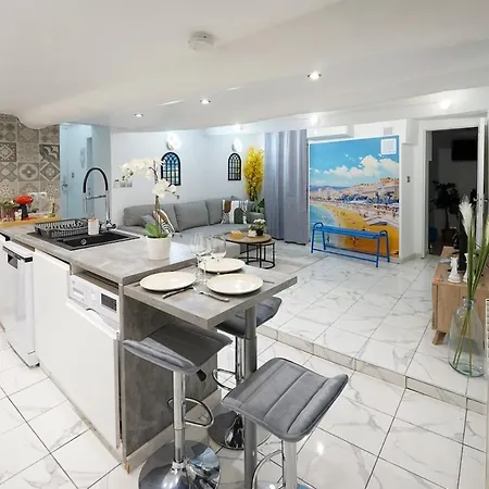 Au Coeur Du Vieux Emplacement Idéal! Apartamento Niza
